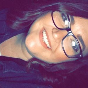 Meet your Posher, Ashton